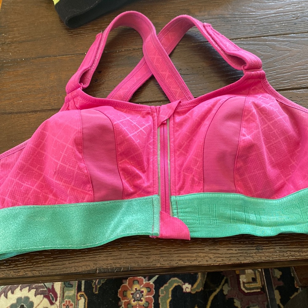 Shefit sports bra